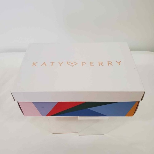 Katy Perry The Kerry Canvas Sneaker Women's 8 M Cherry Slip On Cream NIB  - Picture 12 of 14