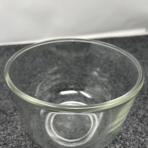 Sunbeam Mixmaster Model 2366 Clear Glass 6.5" Mixing Bowl No Chips or Cracks - Picture 3 of 7