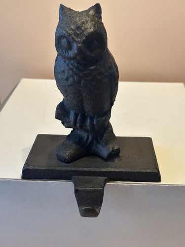 Lot Of 2-Vintage Antique Cast Iron owl Fireplace Stocking Holder Bookends Heavy - Picture 3 of 15