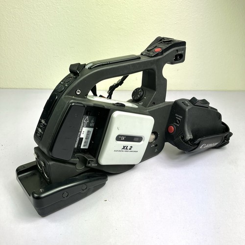 Canon XL2 Standard Definition 3CCD MiniDV Camcorder Camera - AS IS Untested - Picture 7 of 10