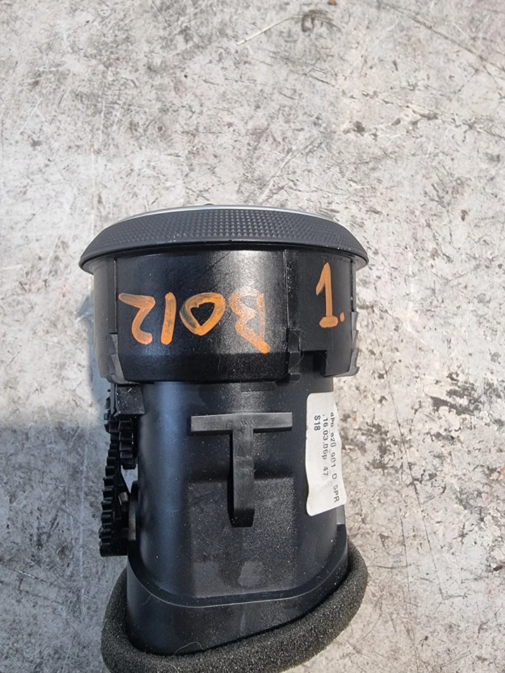 Juego de pares de molduras cromadas para salpicadero delantero Audi A3 8P 2006 OEM 8P0820901D Foto 3 de 4