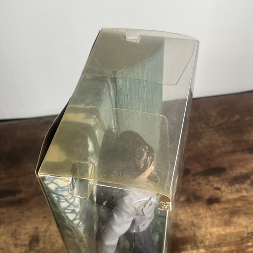 Barbie Twilight Pink Label Barbie da collezione Bella Doll 2009 Mattel scatola danneggiata - Foto 6 di 12