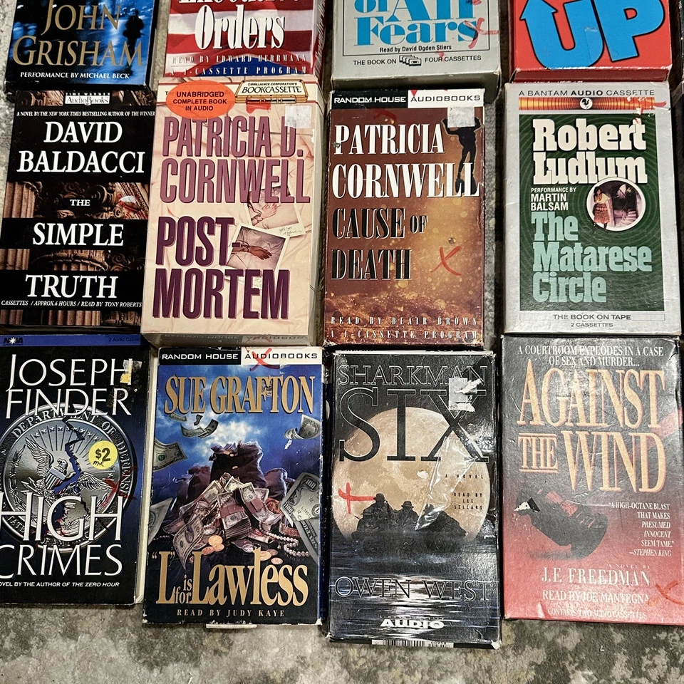 27 Book LOT on Audio Cassette Thriller Mystery Suspense Clancy Cornwell Crime Foto 2 de 4