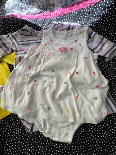 Lote de 8 MESES Bebés Niñas Mezcla Neutro Verano Otoño Pantalones Cortos Mangas Largas Vestidos - Imagen 4 de 8