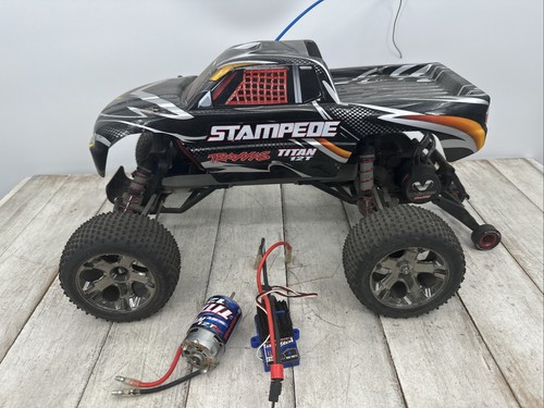 Traxxas Stampede XL5 Titan 12T Roller &  Velineon VXL-3s Untested No Remote - Picture 1 of 24