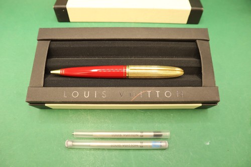 Vintage Louis Vuitton Dock Lacquer Twisted Ballpoint Pen Penna a Sfera Rosso Oro - Imagen 9 de 10