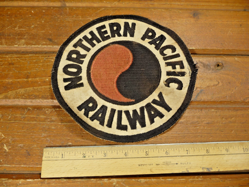 Vintage 7 5/8" Northern Pacific Railway Eisenbahn Aufnäher - Bild 2 von 4