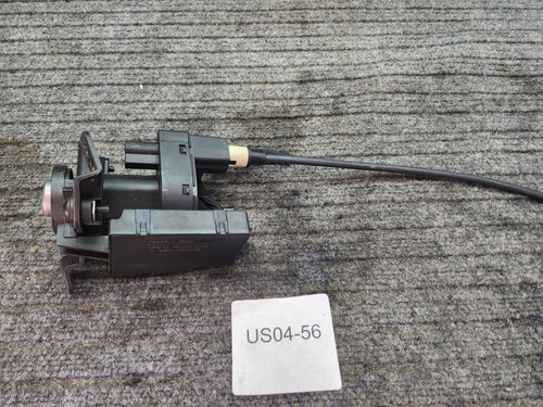 2004-2012 Chevrolet Malibu Ignition Switch Lock Cylinder OEM Without Key - Picture 4 of 9