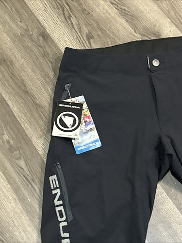 Pantaloncini da ciclismo Endura Singletrack II taglia XL - Foto 2 di 15