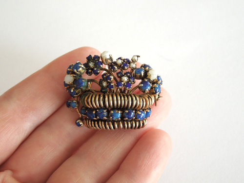 Vintage Brooch Art Pearls Glass Stones Blue Metal Gold Tone 12.0 G/3.6 X 2.8 Cm - Picture 2 of 4