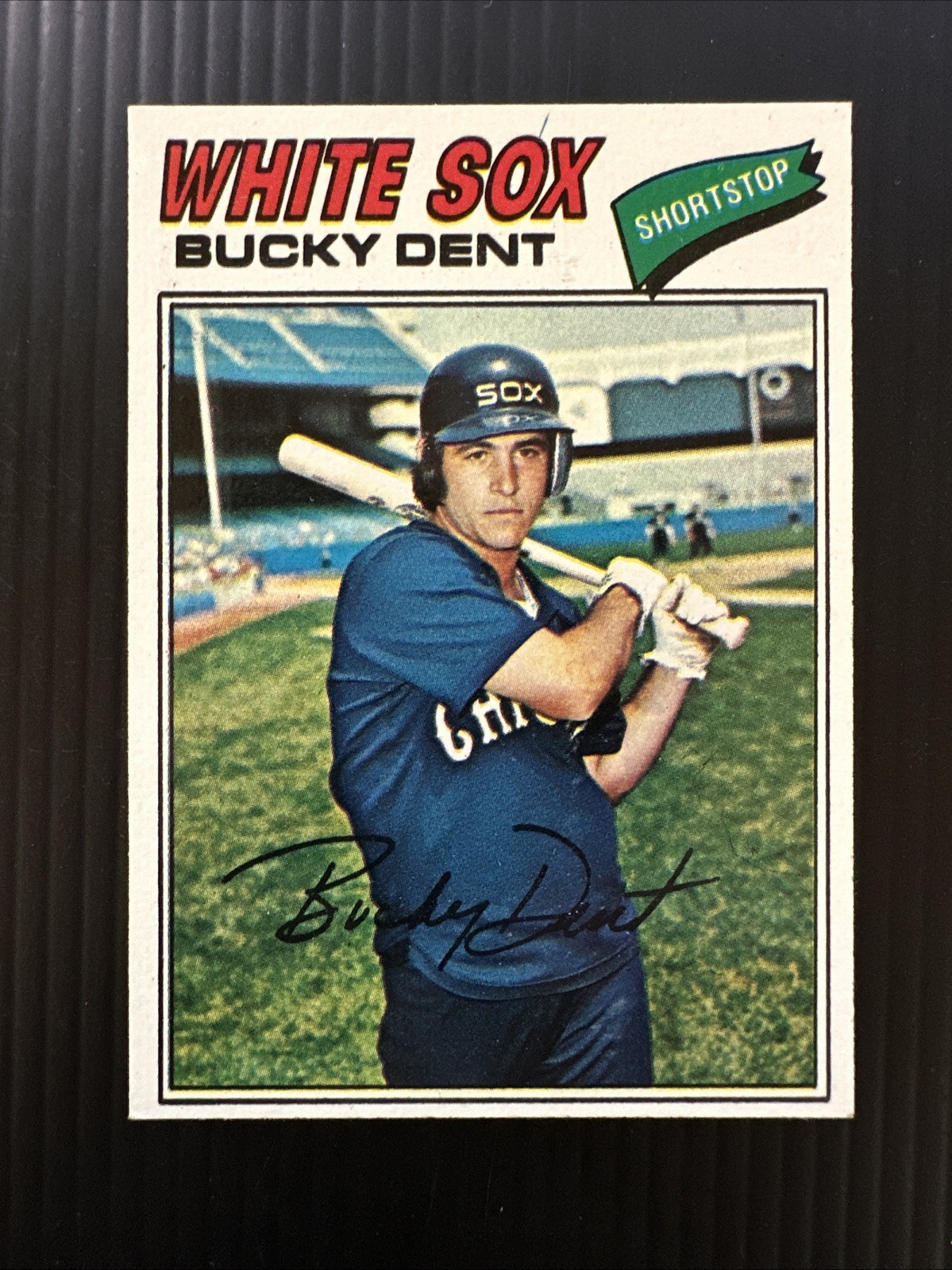 1977 TOPPS #29 BUCKY DENT CHICAGO WHITE SOX NM *Hot Corner Vintage*