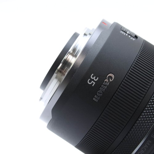 Canon RF 35mm F/1.8 Macro IS STM (Canon RF mount) #89 -Near Mint- - Picture 11 of 12