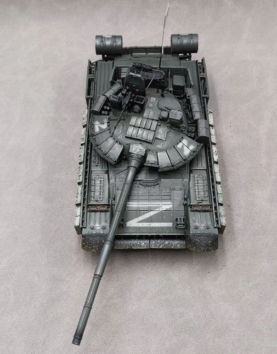 1/35 Russian T-80BVM MBT Tank Pro built Finished Display Model (Trumpeter 09587) - Picture 5 of 9