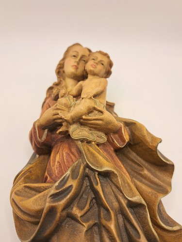 geschnitzte und bemalte Holzfigur - Madonna mit Kind - Jesuskind - H 27 cm - Bild 14 von 15