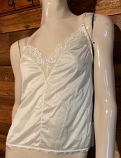 VINTAGE SEARS SIZE MEDIUM IVORY CAMISOLE 14517