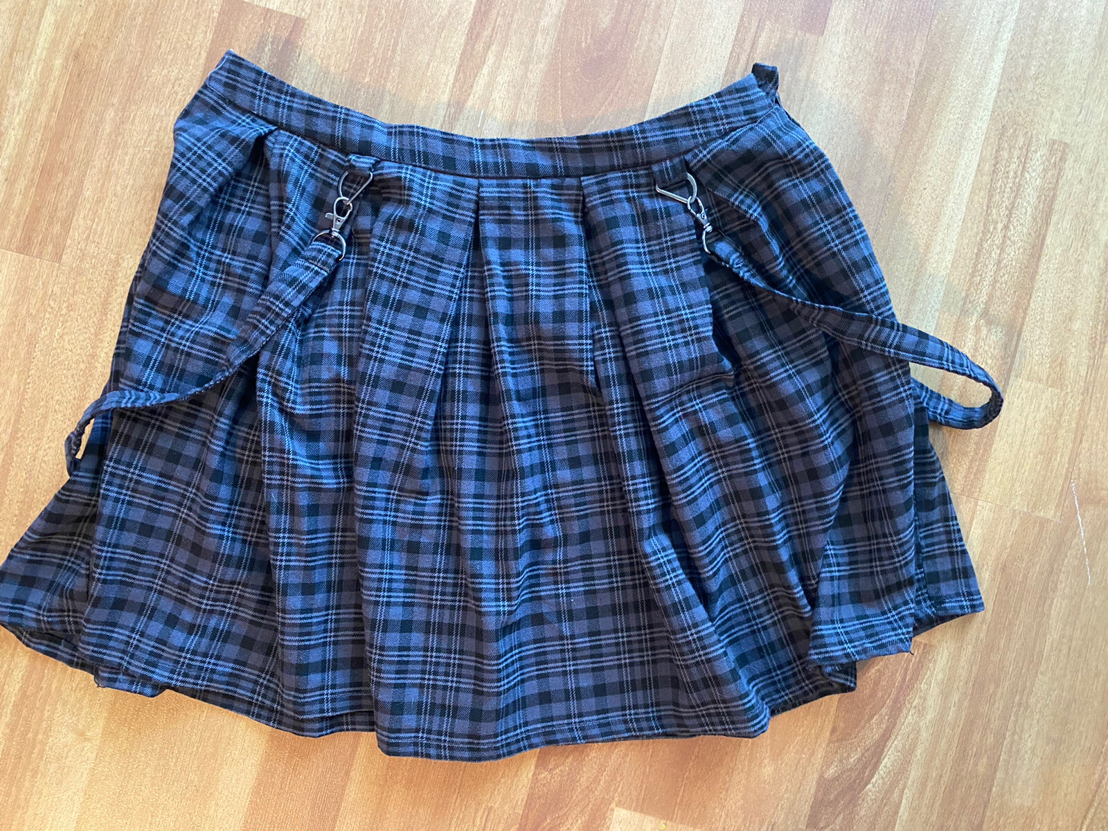 Foto 1 di 4