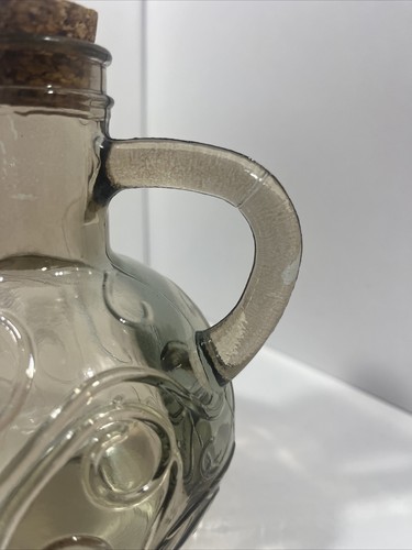 Glass Jug Decanter Green Pour Bottle Handle Swirl Design Decor 5 1/2" - Picture 10 of 14
