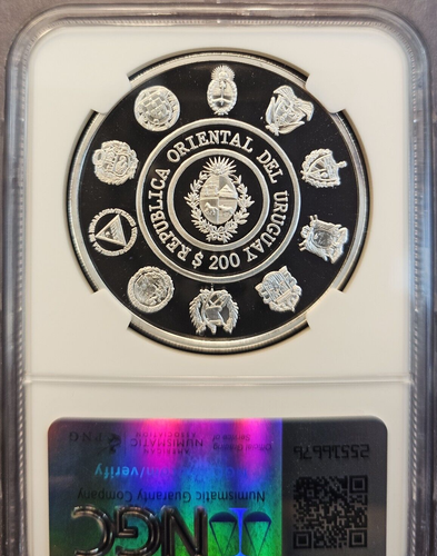 1994 URUGUAY SILVER 200 PESOS PAMPAS DEER NGC PF 69 ULTRA CAMEO TOP POP - Picture 2 of 3