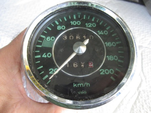 Porsche 356 Carrera Speedometer in km Date Stamped 12.63 VDO