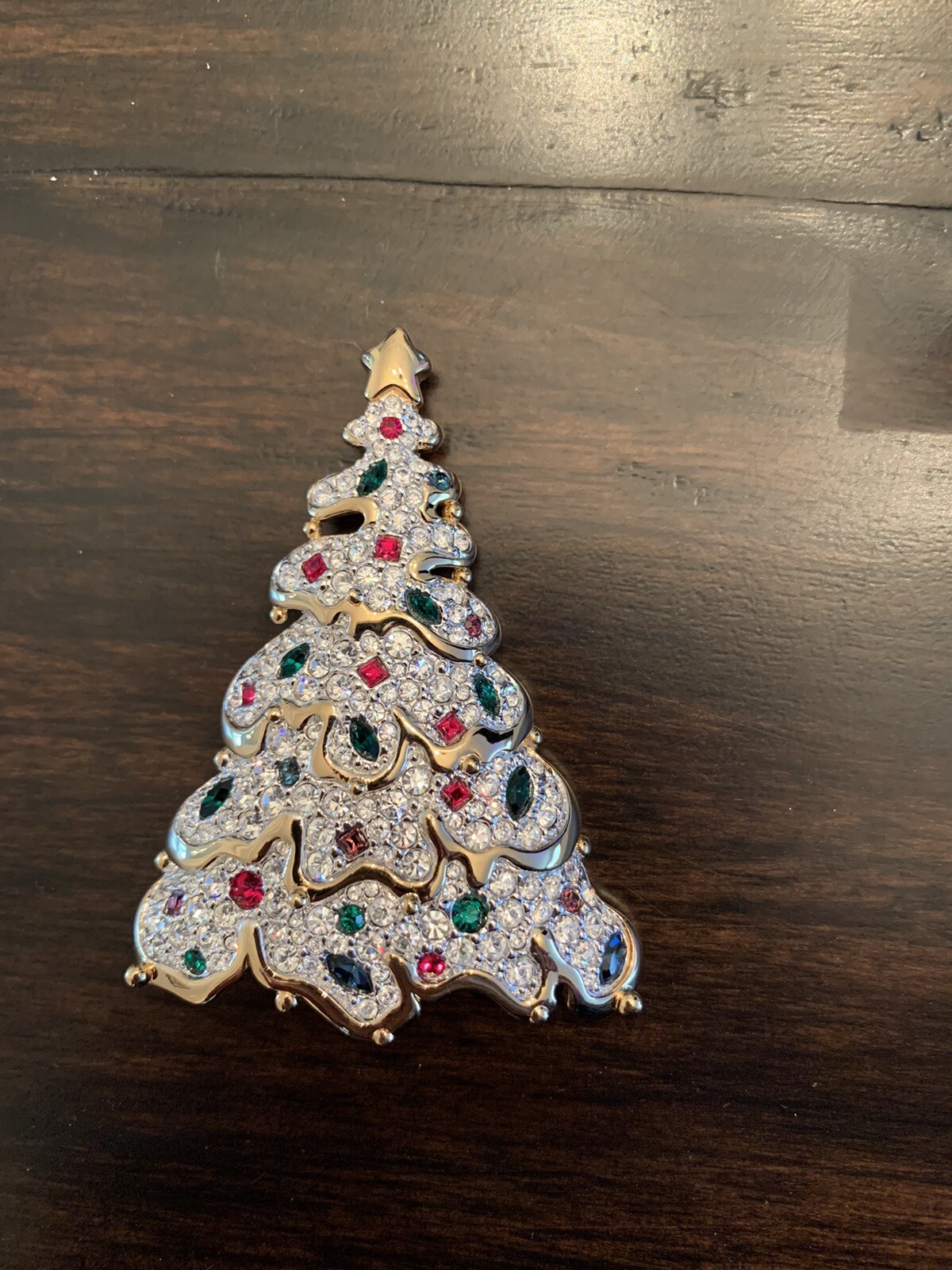 SWAROVSKI CHRISTMAS TREE PIN 1997. Retired eBay