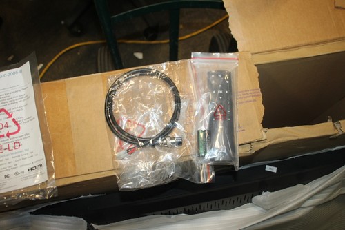 NEW Wren Solutions Monitor GVM43-0-3005-B 43" LED - Picture 3 of 5