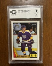 1987-88 OPC O PEE CHEE Graded #42 LUC ROBITAILLE Rookie SGC 9 LA Kings