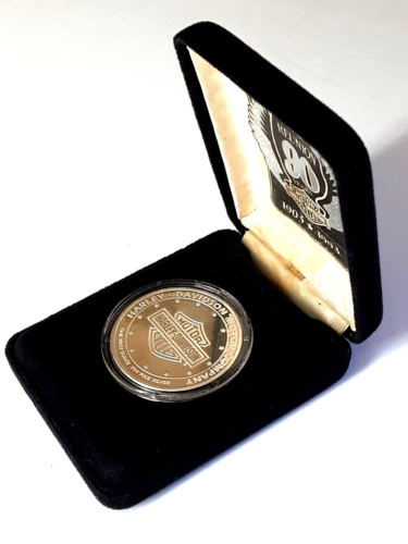 HARLEY-DAVIDSON 90 YEARS REUNION 1903-1993 RARE .999 FINE SILVER COIN CASE @34 - Picture 10 of 14