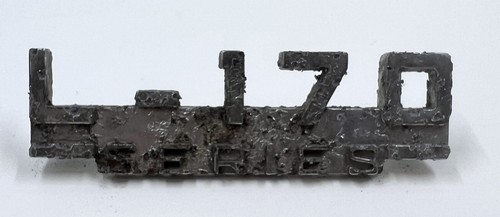 1950's IHC INTERNATIONAL L-170 SERIES TRUCK EMBLEM BADGE GENUINE ORIGINAL OEM - Bild 1 von 8