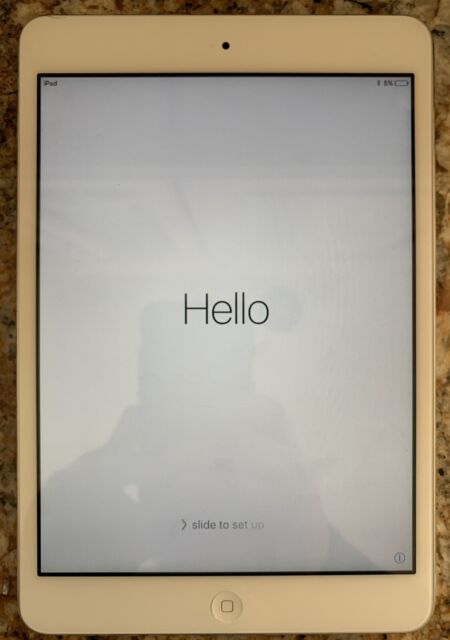 Apple iPad mini A1432 50GB Wi-Fi 7.9 in Great Condition Silver Apple iPad mini A1432 50GB Wi-Fi 7.9 in Great Condition Silver