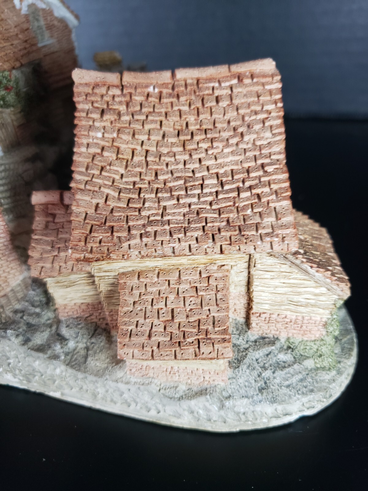 Picture 17 of 24