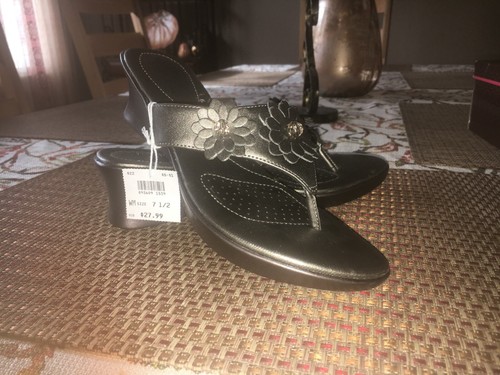 Womens Dressy Sandals Size 7.5 Brand New w/tags - Picture 3 of 4