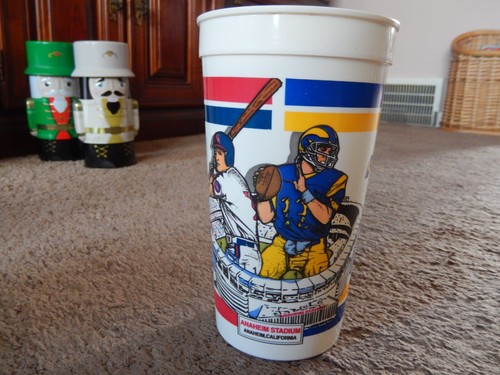 2 Vtg 1998 California Anaheim Angels Schedule Calendar Plastic Cups Souvenir - Picture 12 of 19