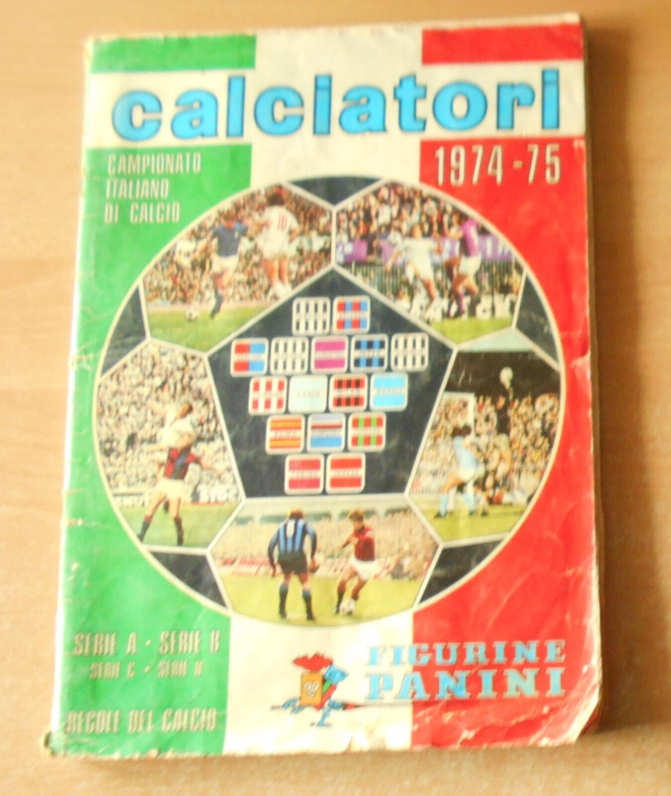 Foto 1 di 24