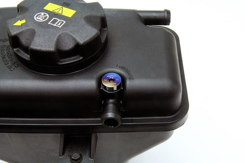 HPS Titanium Coolant Bleed Screw Replace OEM Plastic for 2000 BMW 323Ci 2.5L - Bild 4 von 6