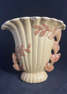 Red Wing Pottery Fan Vase Mustard & Aqua Leaf Handles USA #1102 8.5  Vintage
