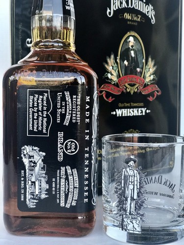 Jack Daniels 1980's Vintage Collectors Tin Set Complete With "Full" Bottle! - Picture 7 of 16