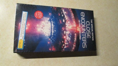 CLOSE ENCOUNTERS OF THE THIRD KIND (VHS SPECIAL EDITION) NEW SEALED Rare  - Picture 2 of 11