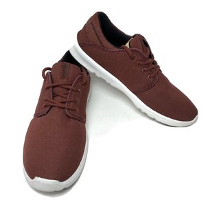 etnies running shoes