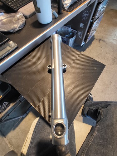 2004 Dyna Fork Slider. Right Side. R45947-04 - Picture 3 of 8