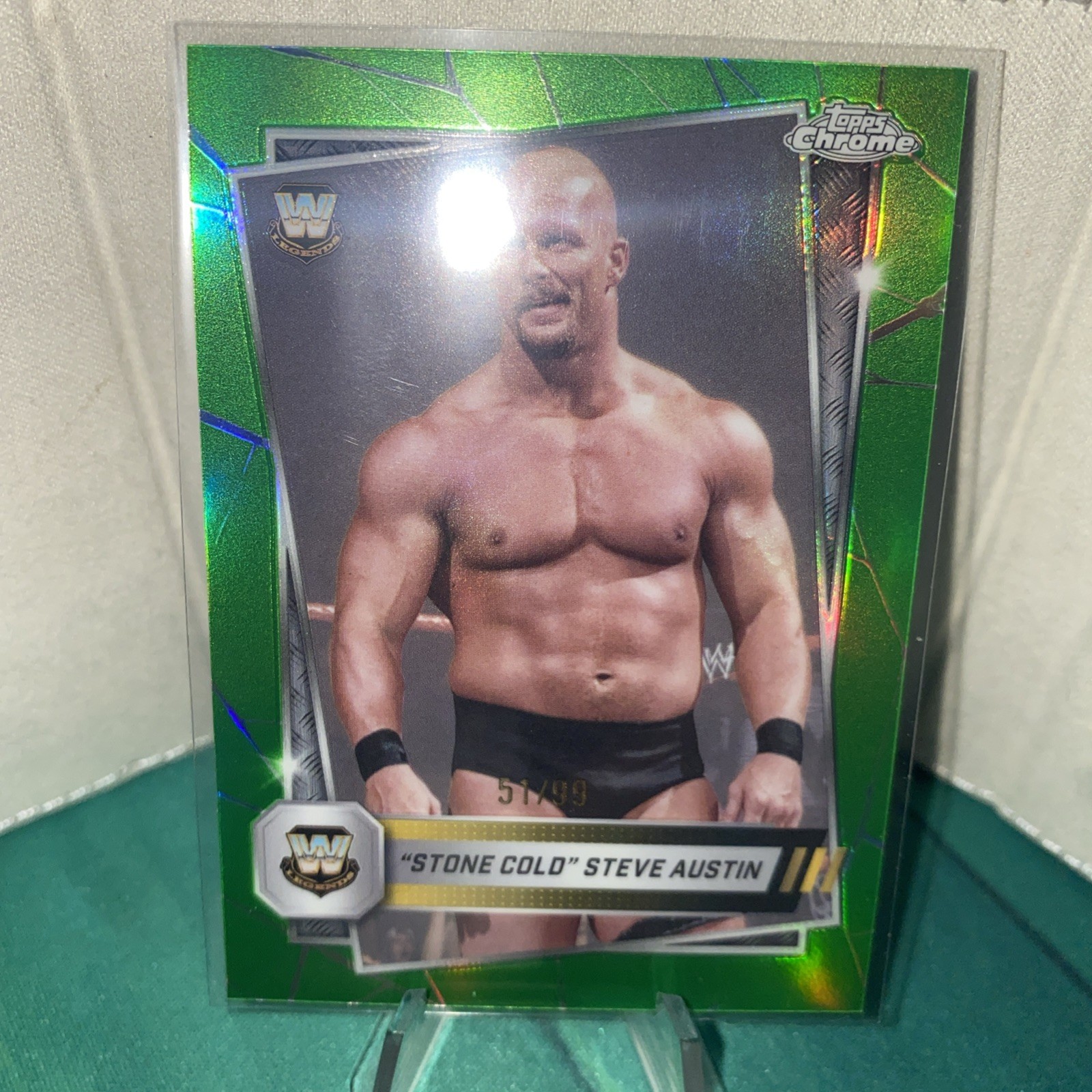 2025 Topps Chrome WWE Stone Cold Steve Austin #6 Green Refractor /99 💎 💎