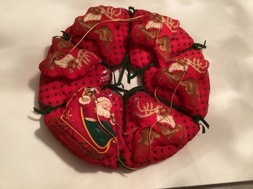 Ghirlanda in tessuto Babbo Natale e renne cuscino imbottito decorazione porta parete natalizia-accento rosso - Foto 3 di 4