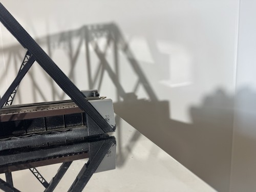 Atlas O scale Bridge, Single Track 3-Rail Pratt Truss Bridge Kit, #6920 - Picture 13 of 14