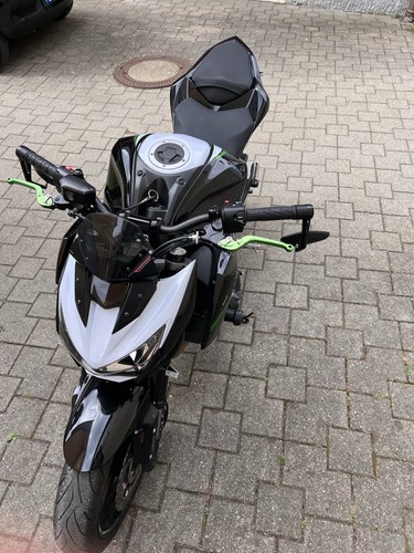 Kawasaki Z800 - Bild 3 von 12