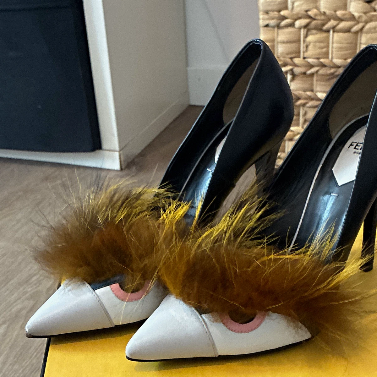 FENDI ファー　ハイヒール　パンプス　黒　38 1/2 Fendi Black Shoes for Women for sale | eBay