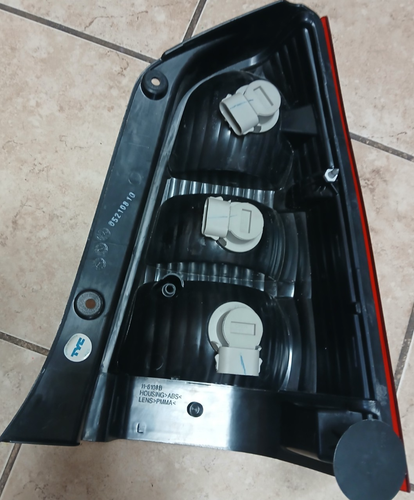 Mazda Tribute Left Tail Light Assembly '01-'04 Driver Side NEW & TESTED 11-6108 - Picture 9 of 18