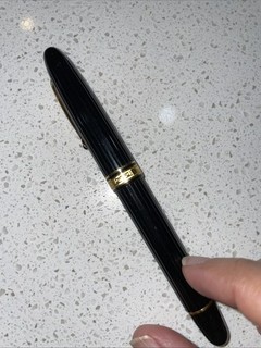 OMAS Ogiva Black Special Edition Fountain Pen 18k M Nib