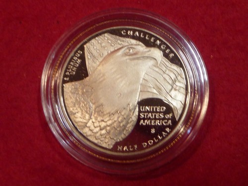 2008 S Proof Bald Eagle - Commemorative Half Dollar In OGP - Picture 2 of 3