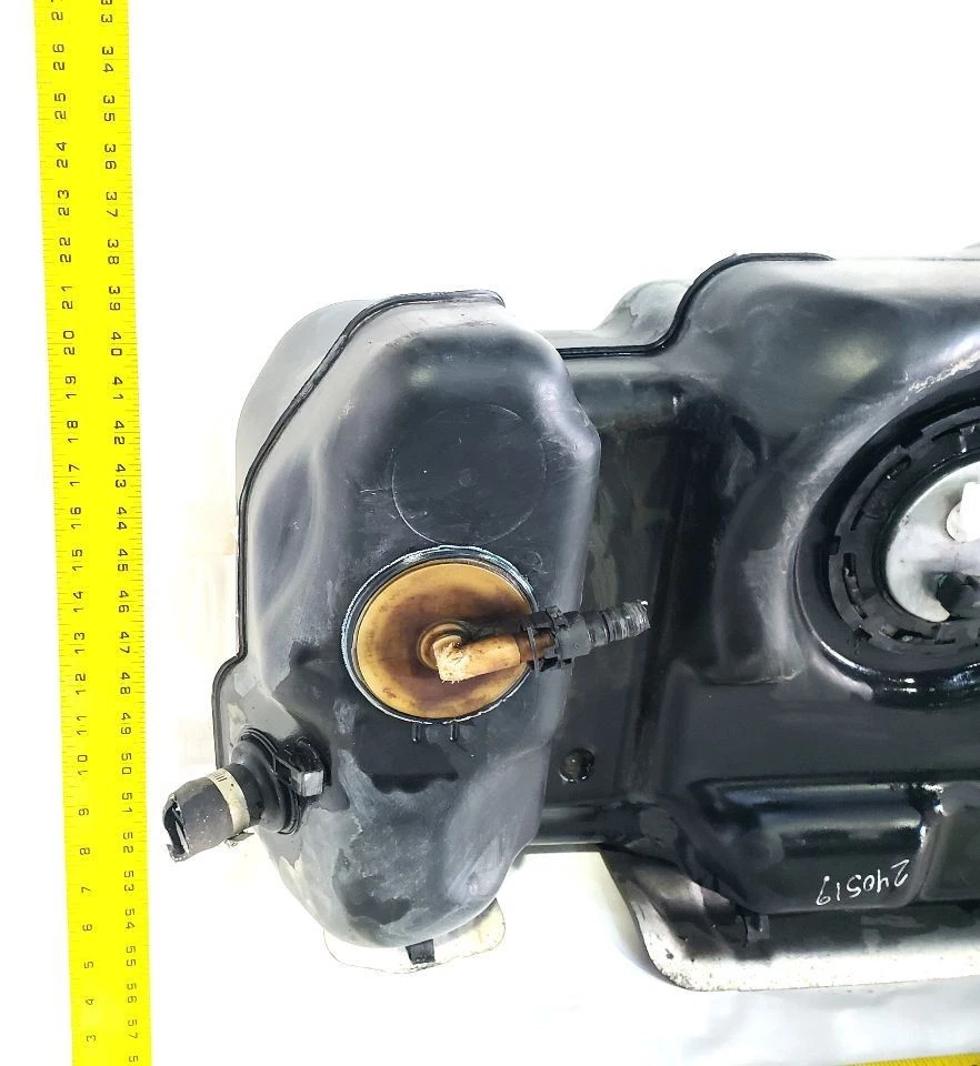 2017 2018 2019 2020 Chevrolet Tahoe Police OEM Complete Fuel Tank With Pump - Image 2 of 4