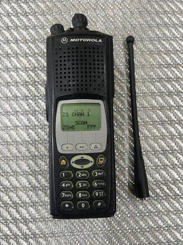 MOTOROLA XTS 5000 MODEL 3. 700/800 H18UCH9PW7AN FPP/ADP
