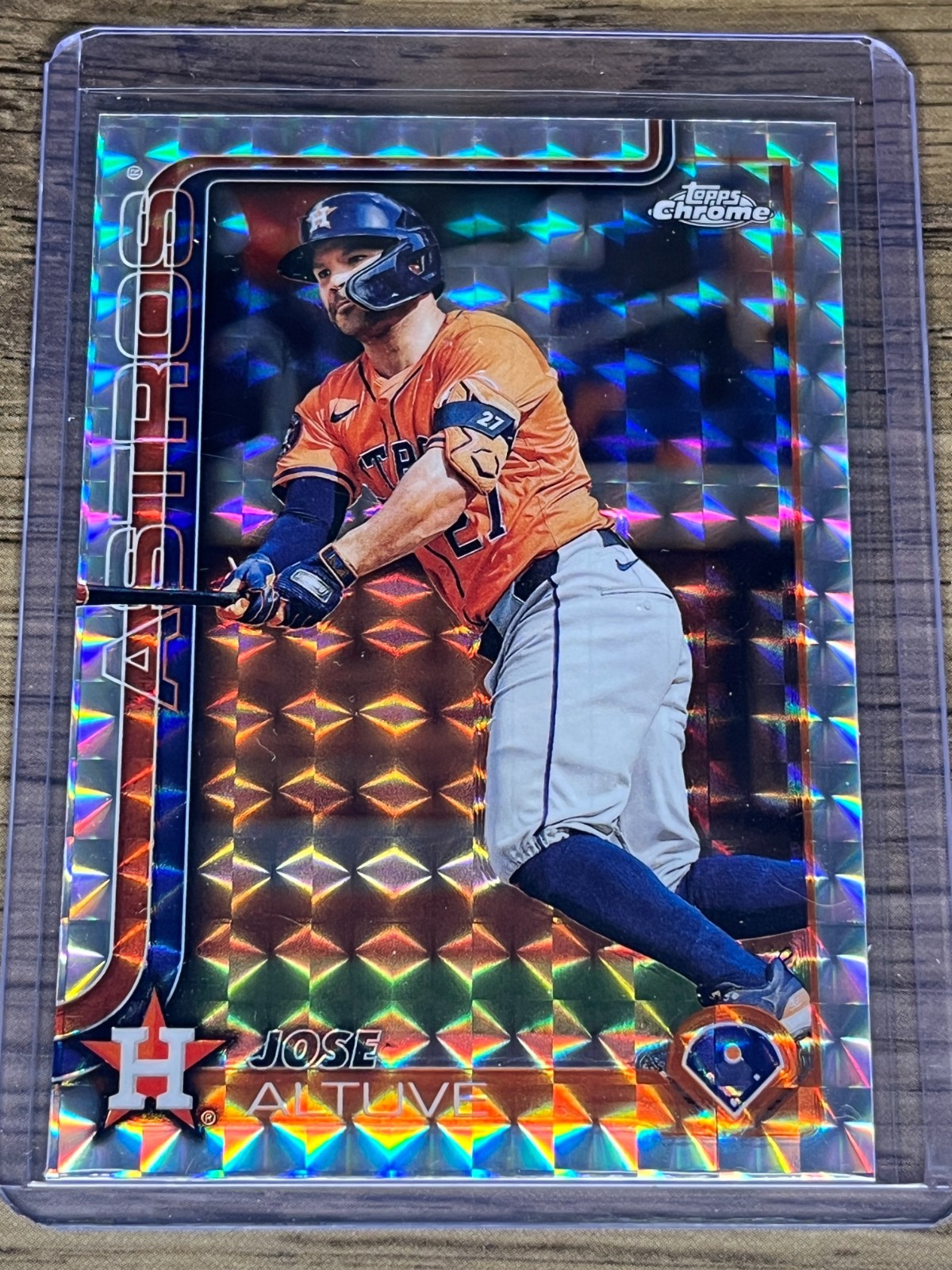 2025 Topps Chrome - Jose Altuve #77 Geometric Refractor Astros